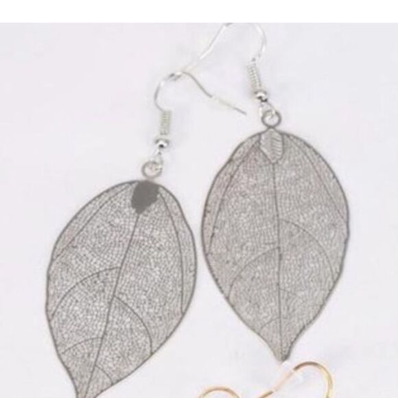 Gold and Silver Long Earrings Stainless Steel High Quality Laser Cut Leafs 🆕 - Picture 2 of 3